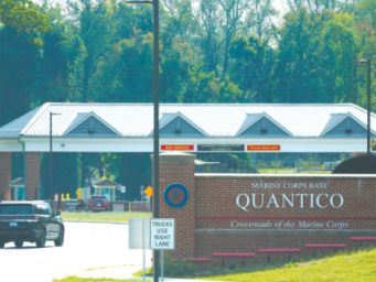 不顾种种担忧，特朗普出席美军“罕见”会议